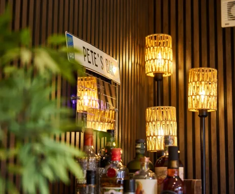 Garden bar