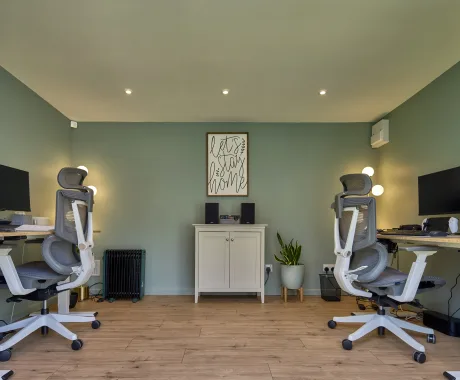 Home office garden studio